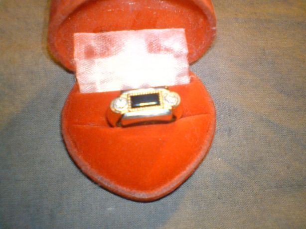 кольцо мужское золотое бриллиант запонки