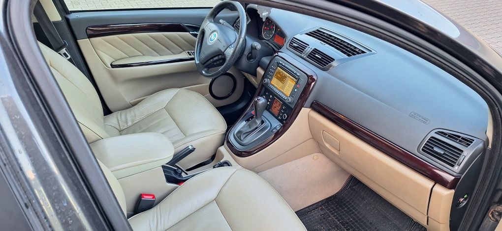 Fiat croma 2.4 bd wyposażenie