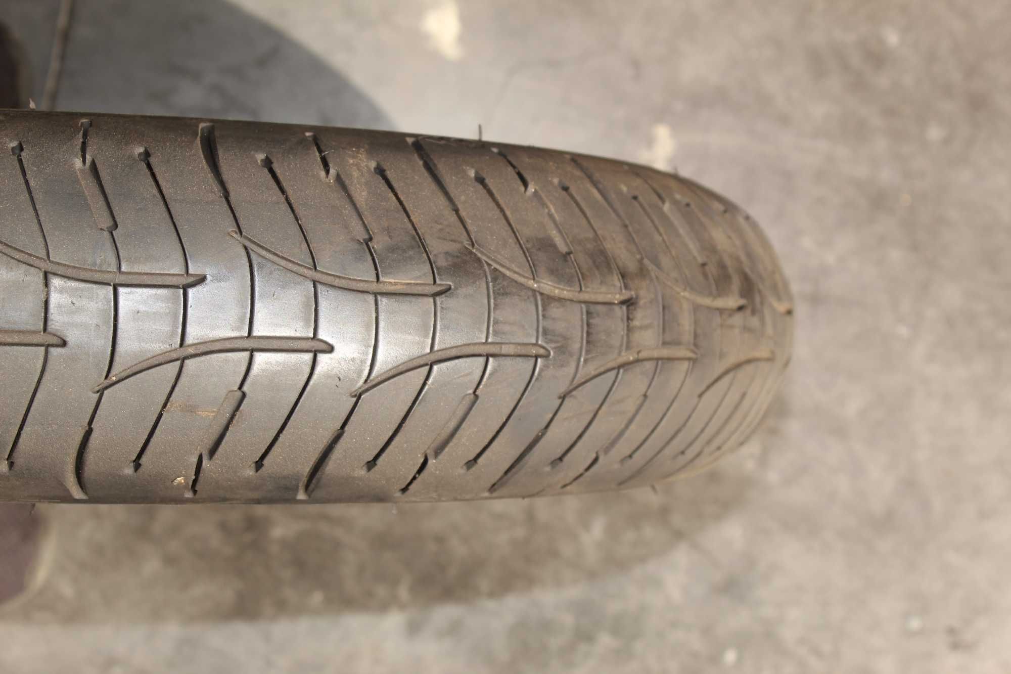 Pneu Usado Michelin Road 4 GT 120/70R17