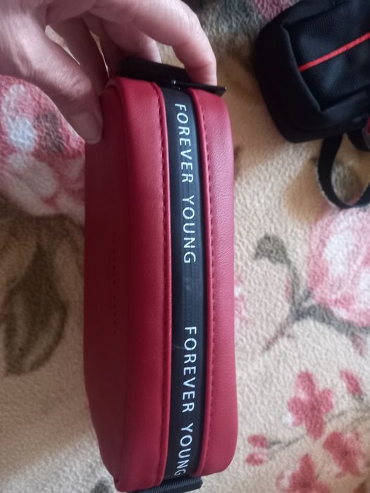 Хозяйственные сумки , барсетки и сумочки