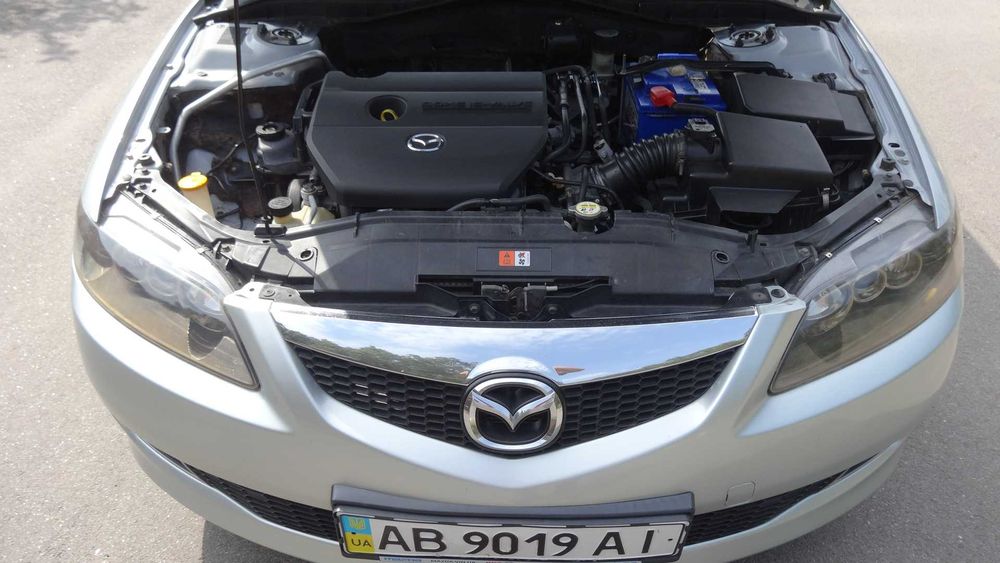 Автомобиль Мазда 6