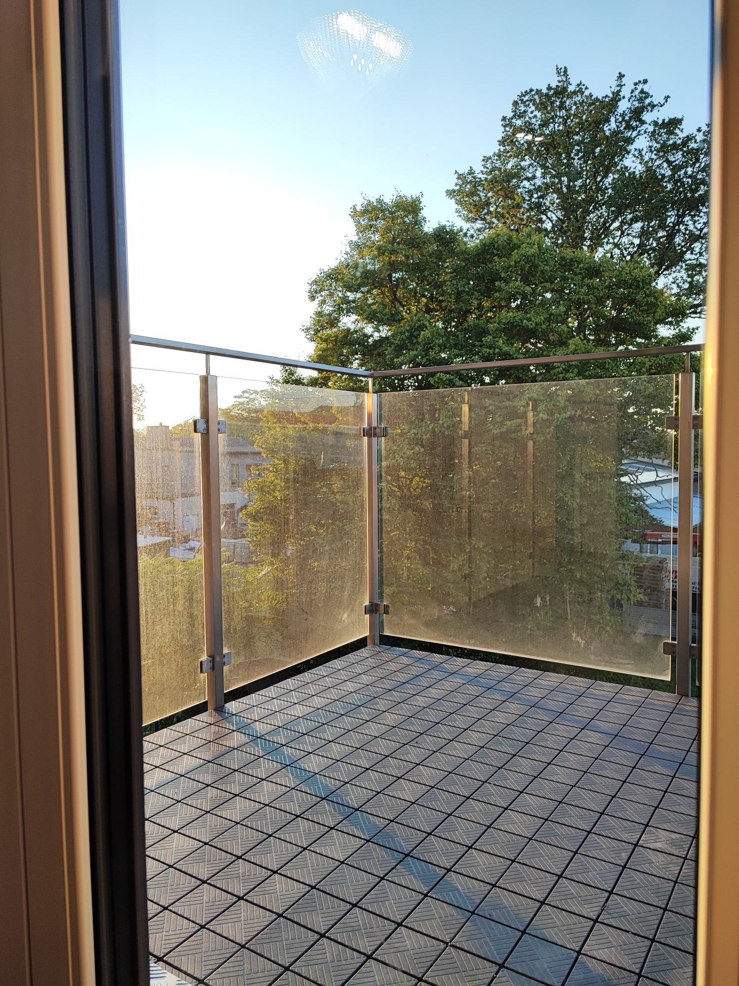 Milicz 71 m2, 3 pokoje, apartamentowiec, garaż