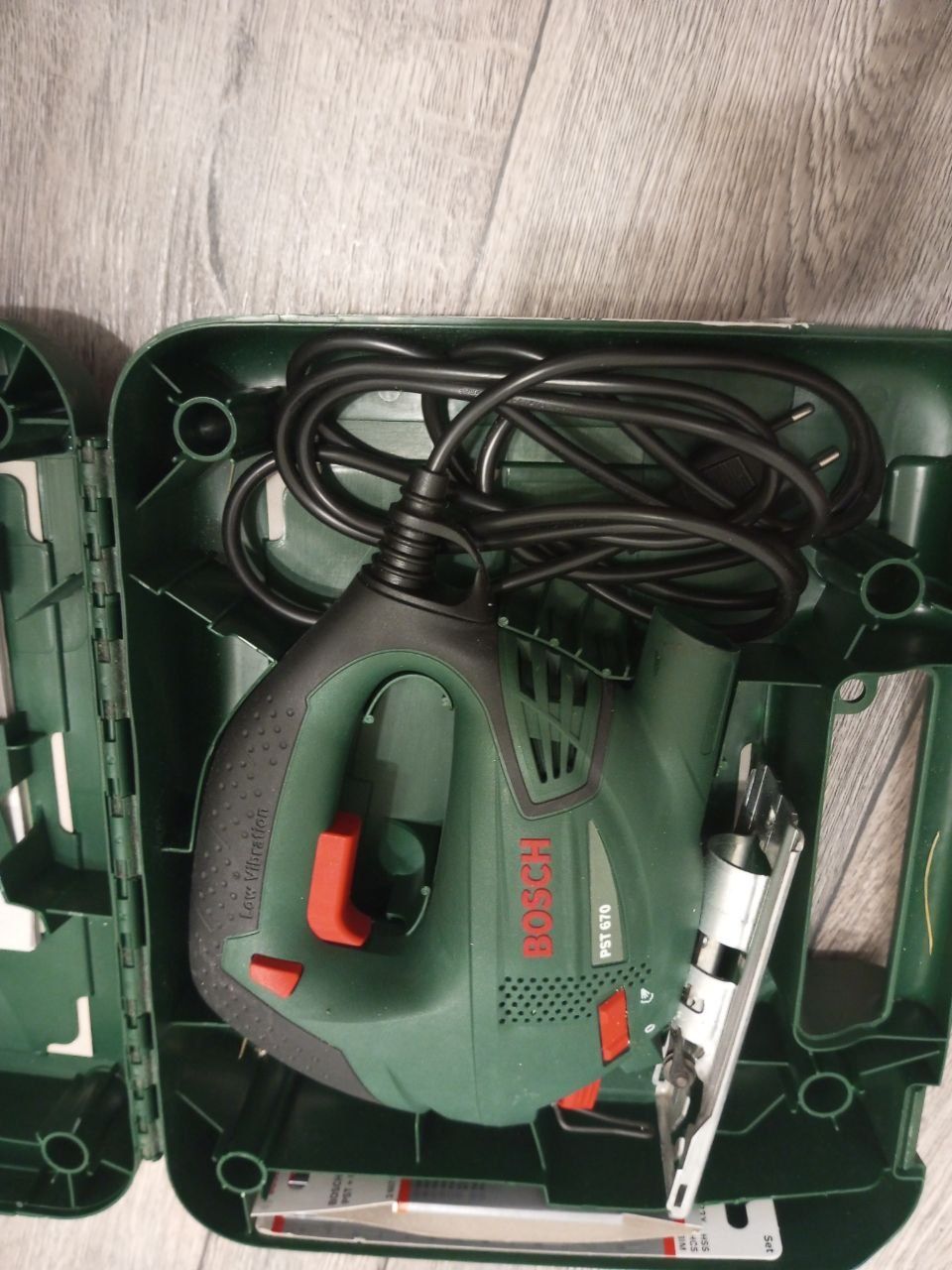 Электролобзик BOSCH PST 670 set