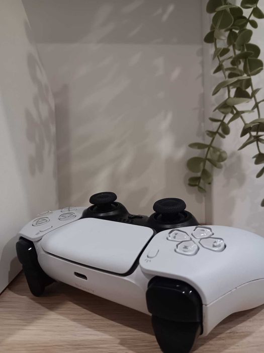 Playstation 5 - 1 comando