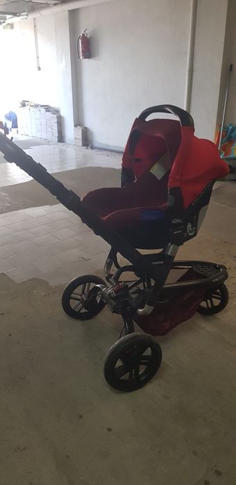 Carrinho de passeio para bebé