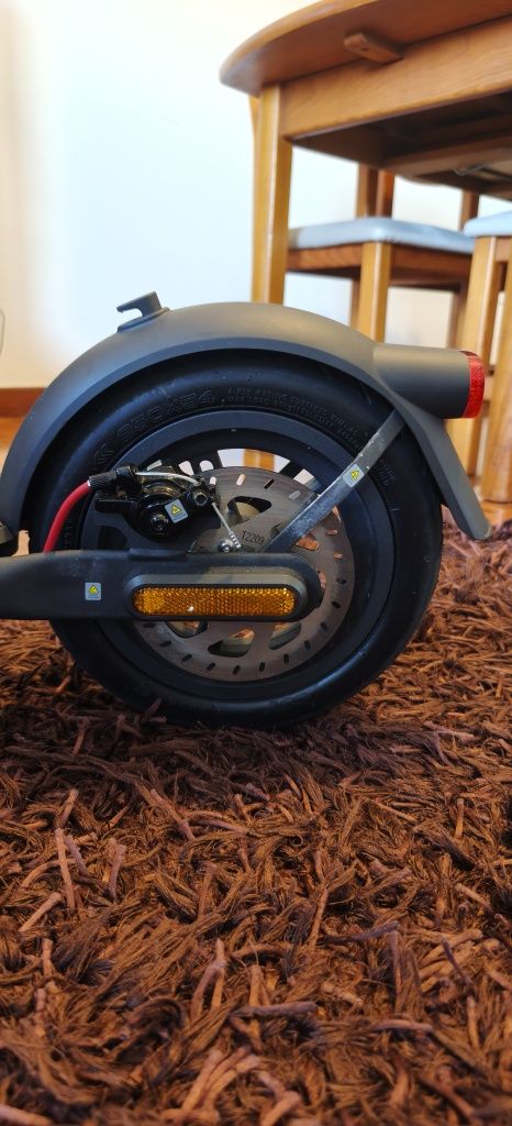 Trotinete Elétrica Xiaomi Scooter 4