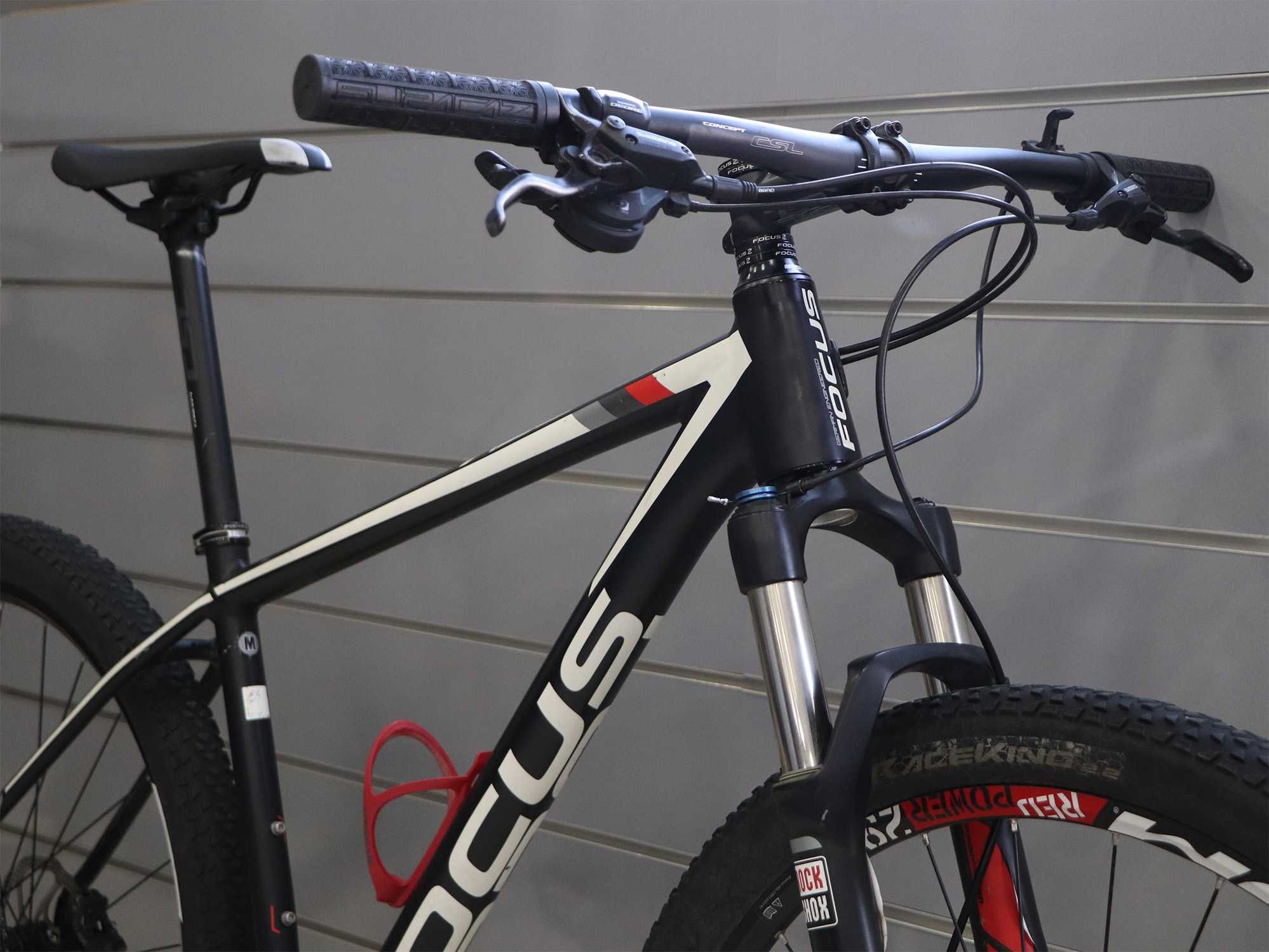 Bicicleta FOCUS Black Forest 29R 4.0 (M)