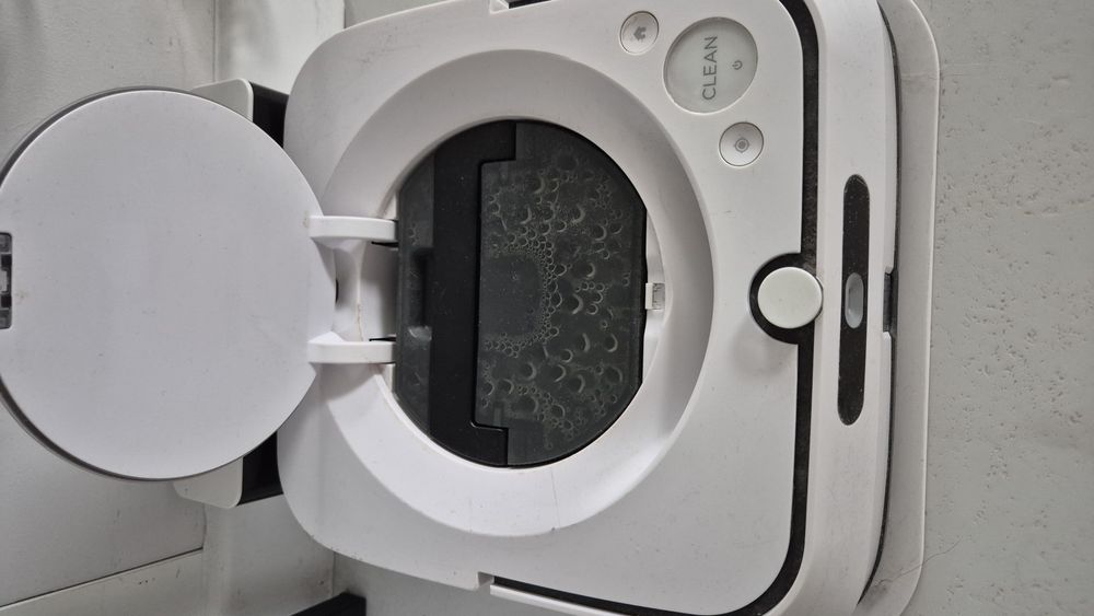 iRobot Sprzątający Mopujący Braava jet m6 Biały