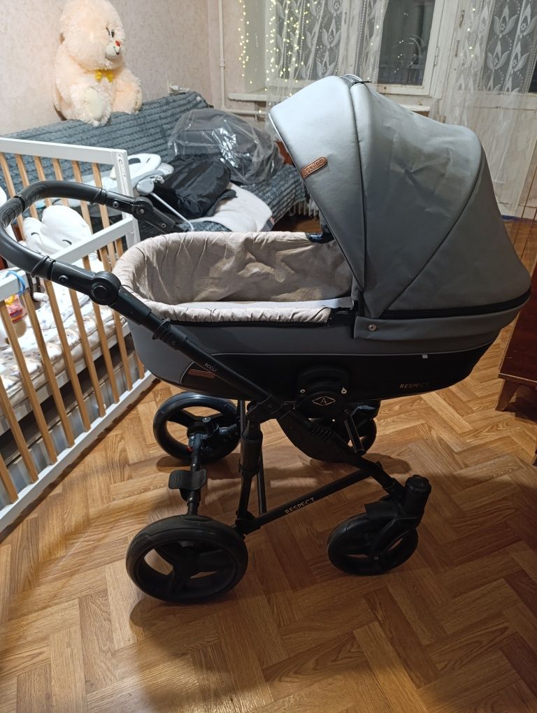 Продам дитячу коляску