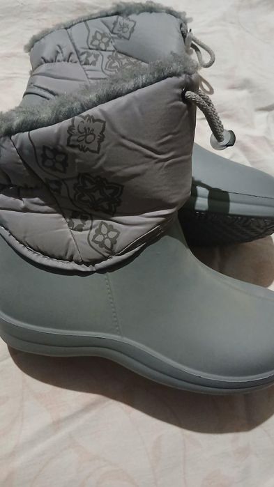 Сапожки для двору , галоші