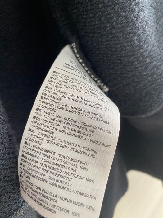 Czarna bluza damska z kapturem, Nike