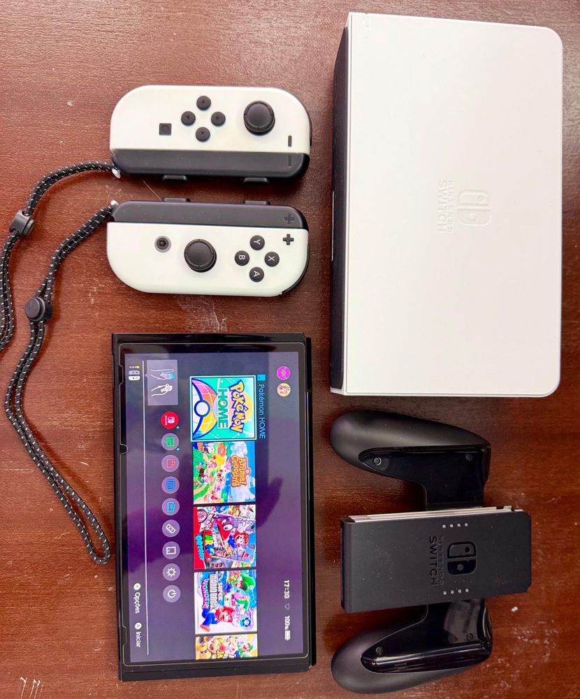Nintendo Switch OLED Branca