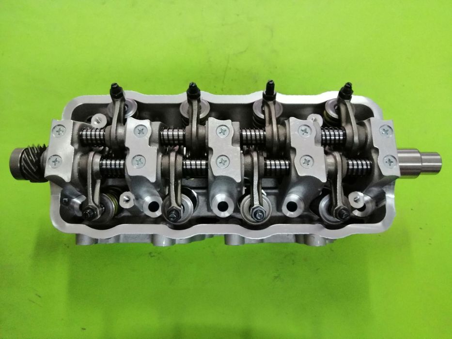 Cabeça de motor completa Suzuki Samurai e Santana 1.0 F10A