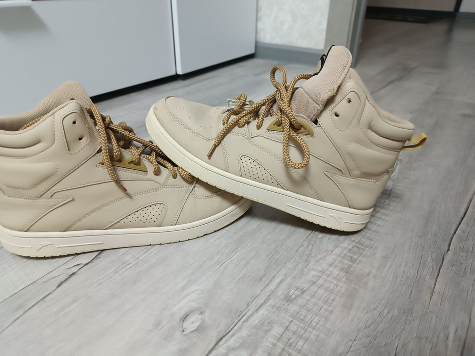 Чоботи снікерси кросівки кеди  чоловічі Anta 42.5