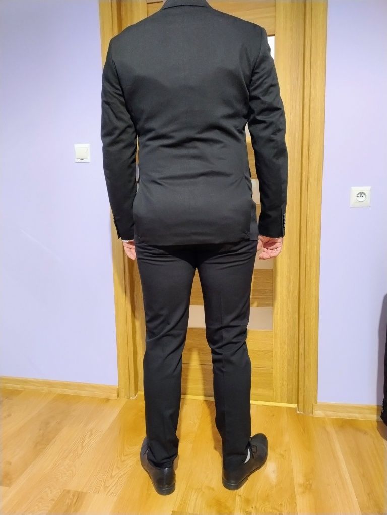 Nowy garnitur męski Jack & Jones 50 czarny M