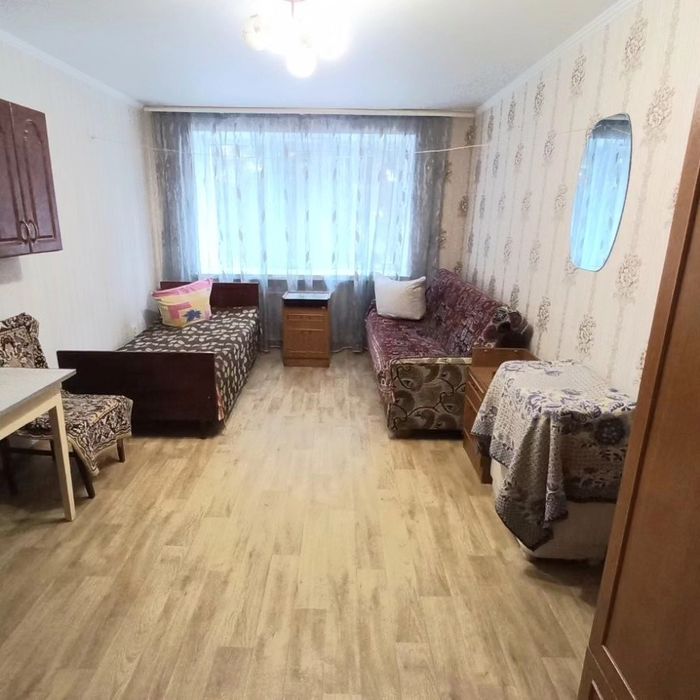 Продаж кімнати ! Зарічаньска 14. Мінімальне оформлення!