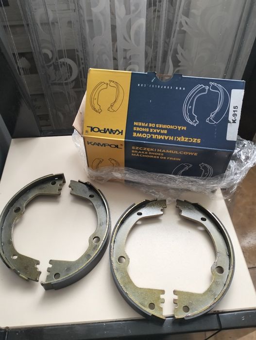 Продам колодки ручного (стоячого) гальма до Хюндай Сантафе-3