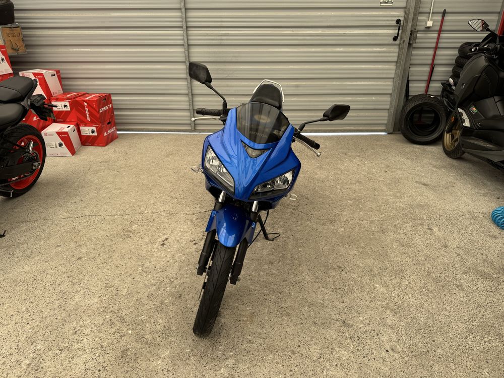 Honda Cbr 125 r jc39 fv raty transport