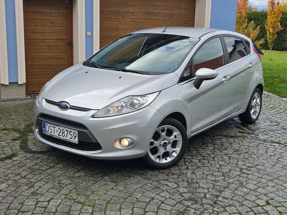 Ford Fiesta 1.2 16V 82 KM TITANIUM Śliczna