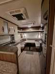 Przyczepa HOBBY 720 KWFU Prestige rok 2020 + przedsionek ISABELLALA