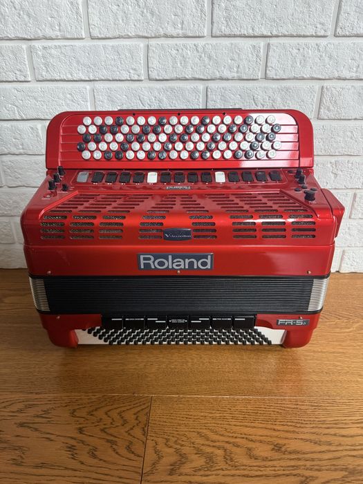 Akordeon guzikowy Roland fr5b