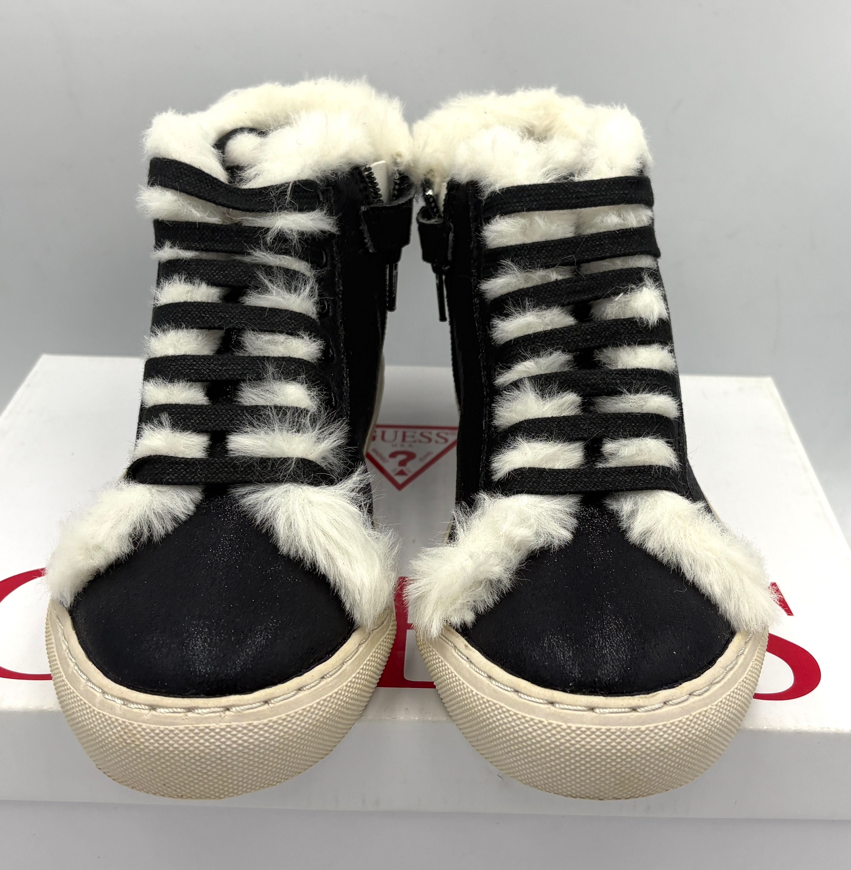 ‼️Nowe oryginalne sneakersy śniegowce GUESS Furry czarne r. 33 AZ 191