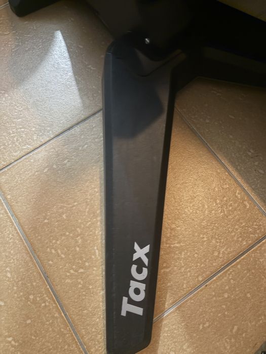 Trenażer rowerowy Tacx flux s