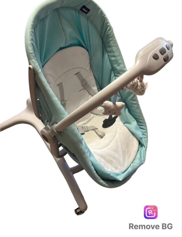 Baby niania 4 w 1 ( łóżeczko/krzesełko ) Chicco