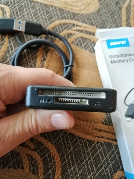 Czytnik kart pamięci, adapter czytnika kart BENFEI 4w1 USB 3.0 i USB-C