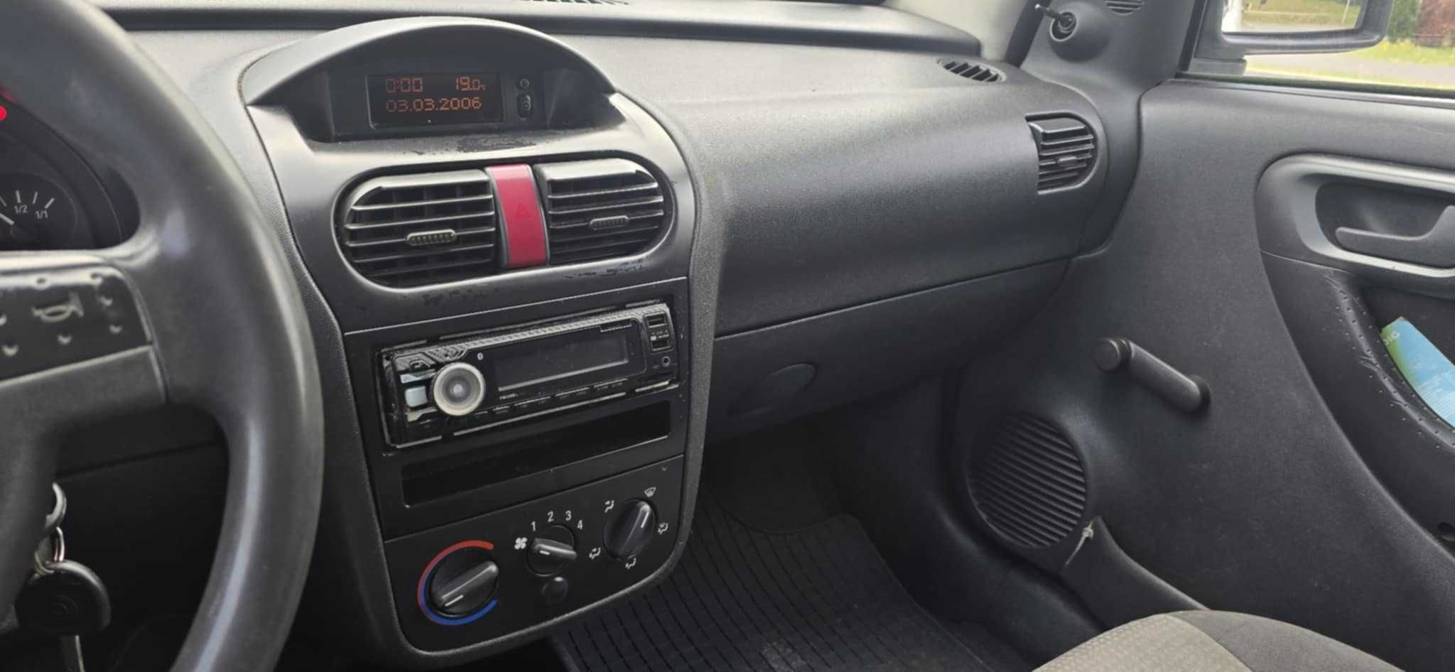 Opel Combo 1.3 diesel 2006r VAT-1 wbity w dowód