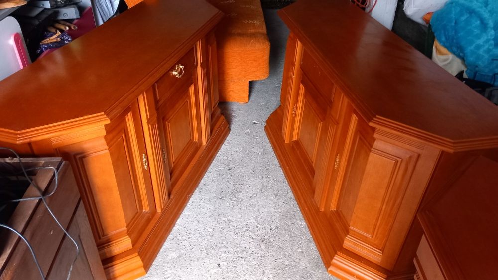 Kredens.witryna.komoda drewniana