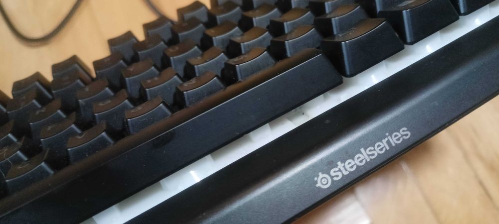 SteelSeries Apex 3 TKL - Klawiatura gamingowa