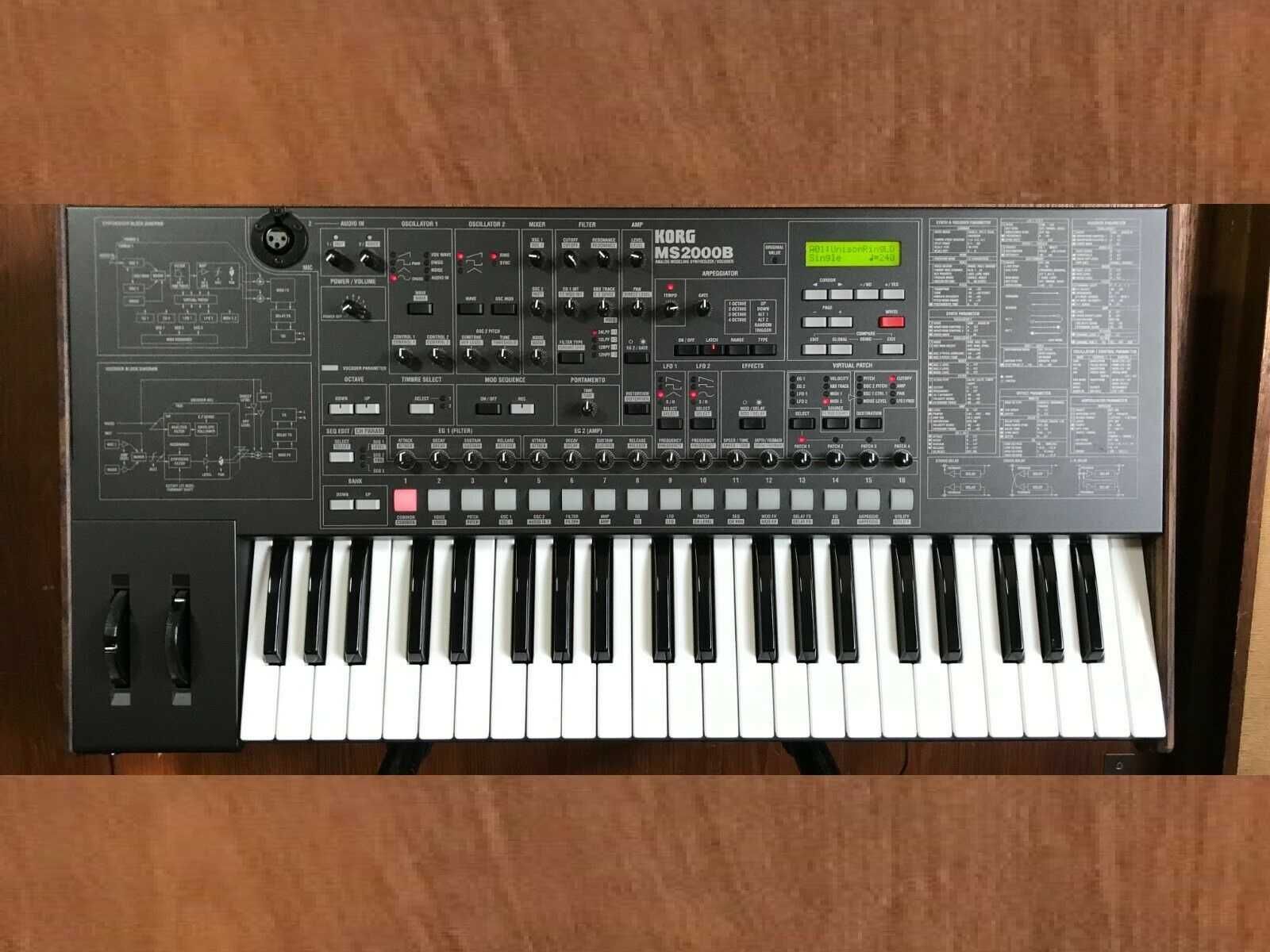 KORG MS 2000B Keyboard,syntezator