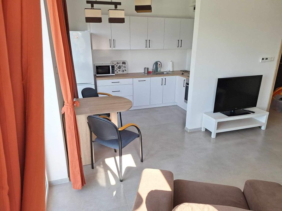 Nowoczesne dwupokojowe mieszkanie z ogródkiem