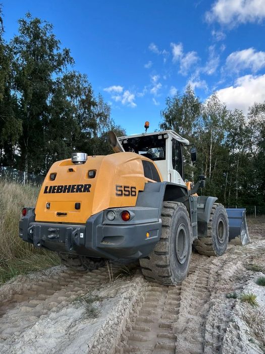 Liebherr 556 Rok 2014  Ładowarka Liebherr 556 Rok 2014 Nowe Opony  koparko ładowarka