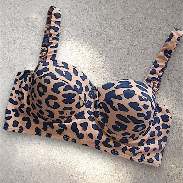 Леопардовий купальник анжеліка з високими ,завищеними плавками