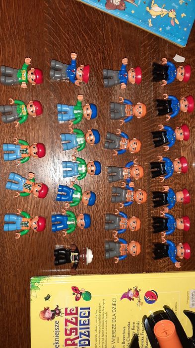 Każda figurka 3 zł sztuka lego duplo