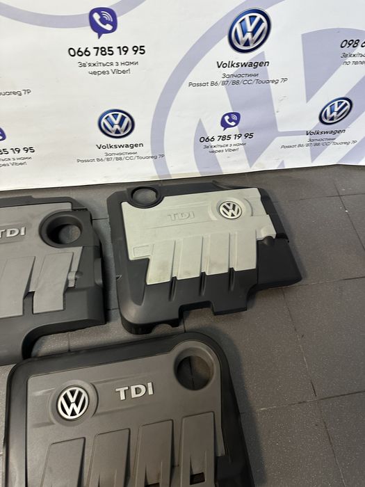 Декоративна кришка двигуна 1.6 CAY 2.0 CFF Passat Tiguan Caddy