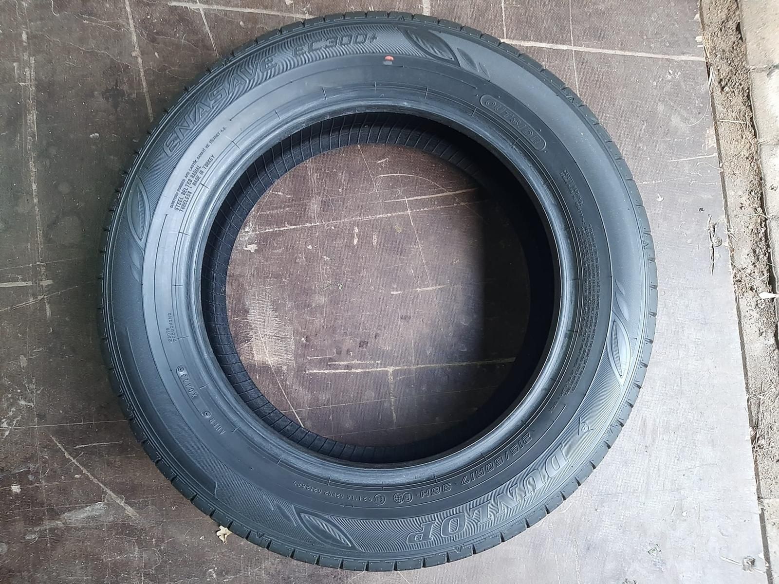 Opony Dunlop 215/60r17 Enasave 2023r.