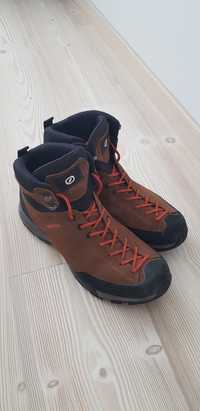 Buty SCARPA Mojito Hike GTX brown/rust