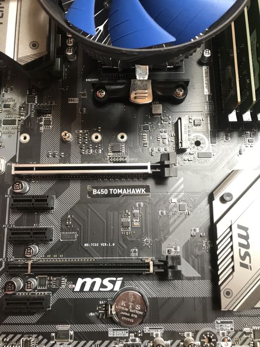AMD Ryzen 7 1800X процесор/MSI B450 Tomahawk материнська плата/16 GB