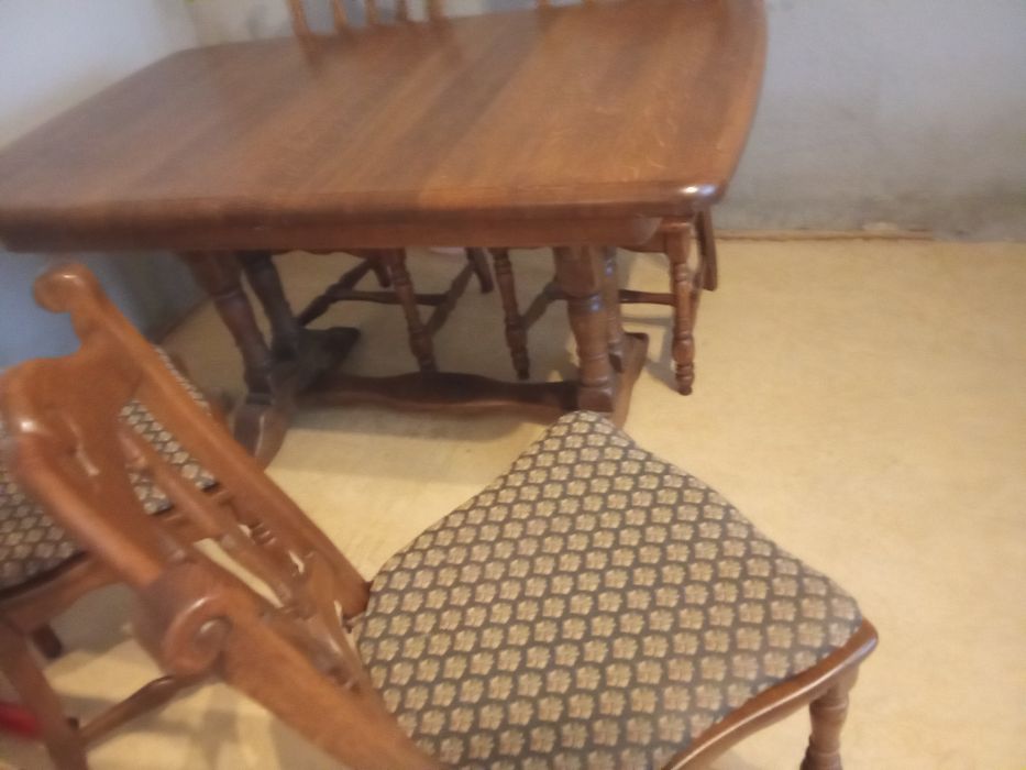 Stół drewniany +4 krzesła