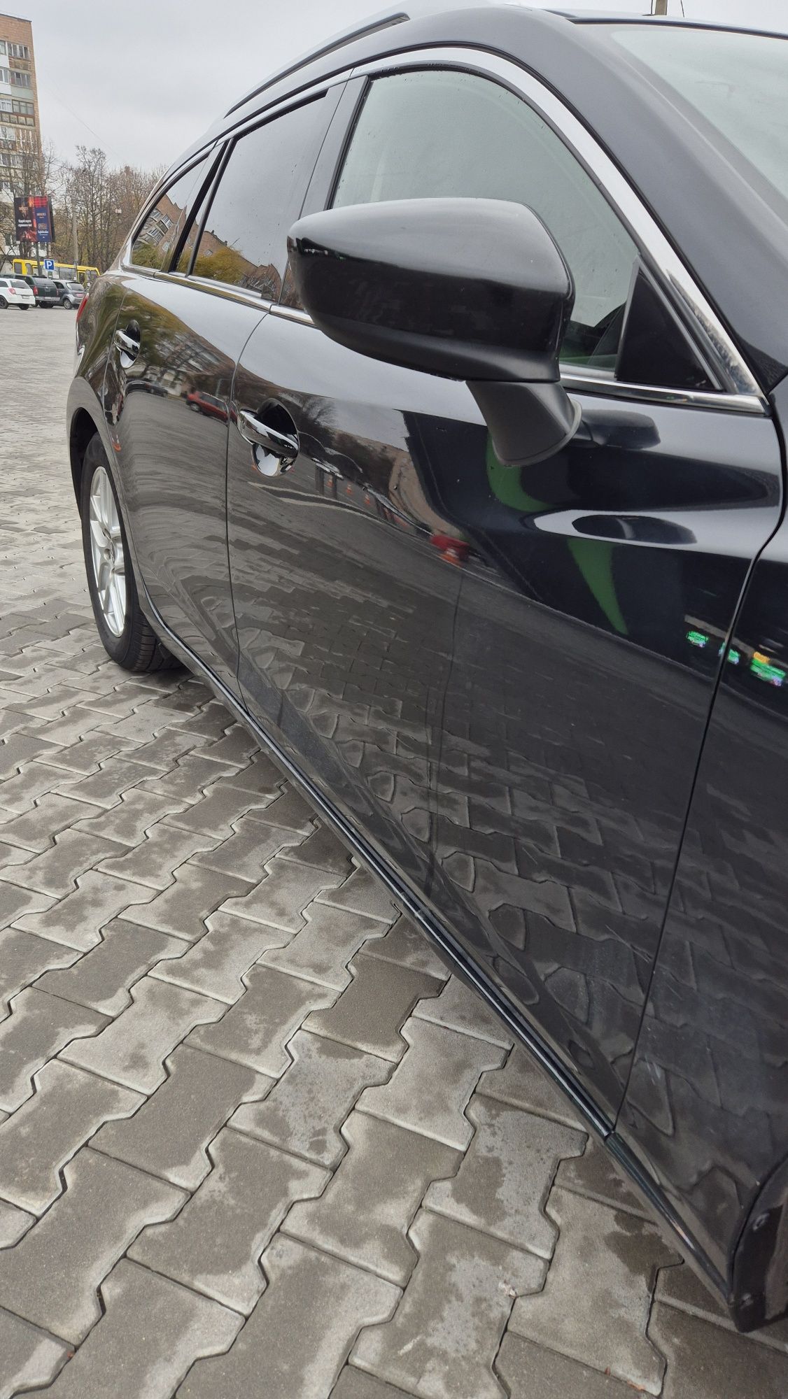 Автомобіль Mazda 6 2013