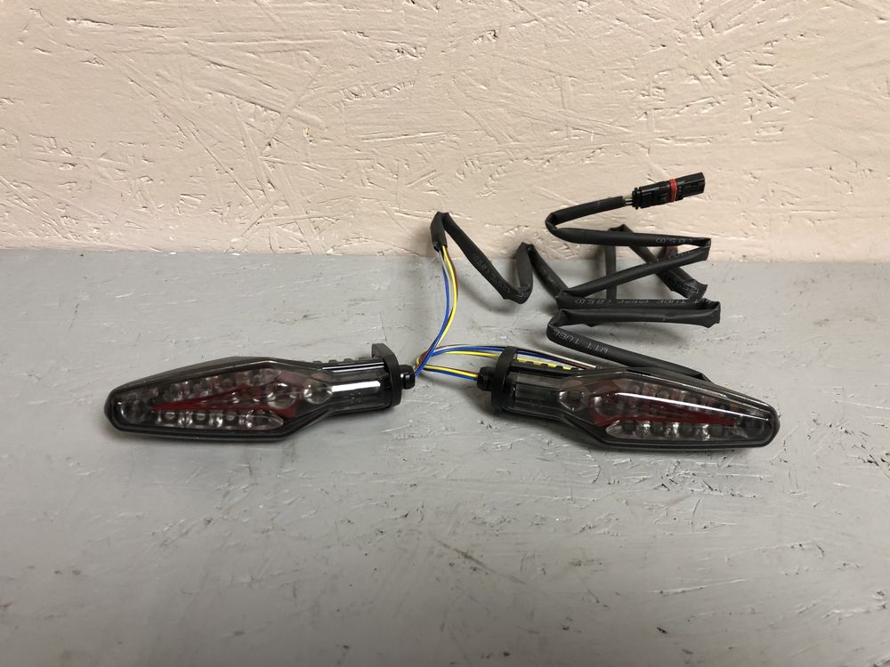 Bmw R1250 GS / R / RT / RS Kierunkowskazy Led Tył Tylne 4 Pin Lampy