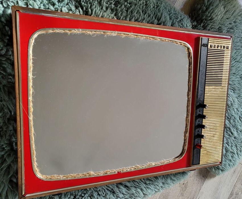 Lustro. Prl. Vintage. Telewizor