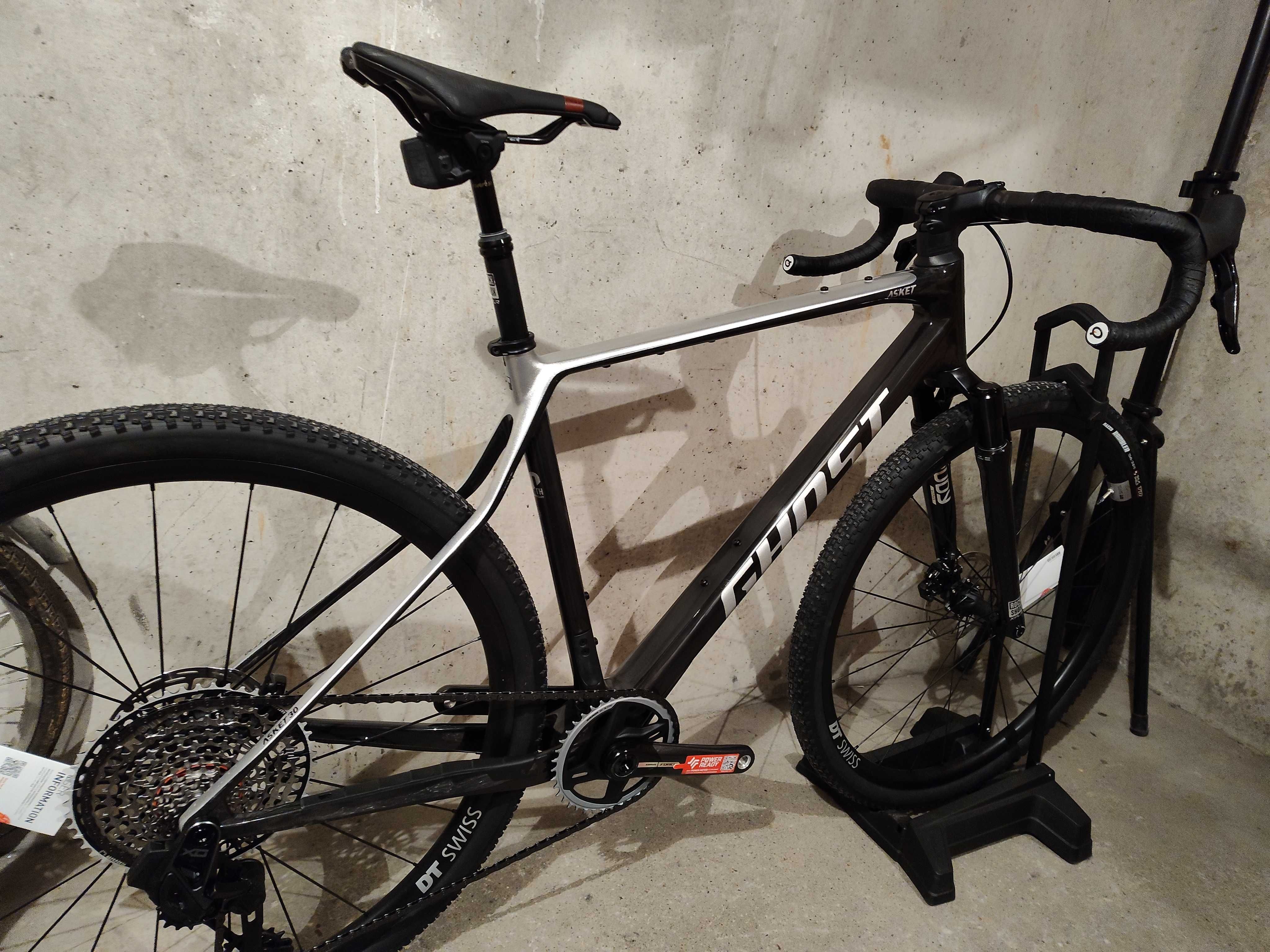 Gravel Ghost Asket Cf 30 Carbon AXS Rudy 261 km przebiegu