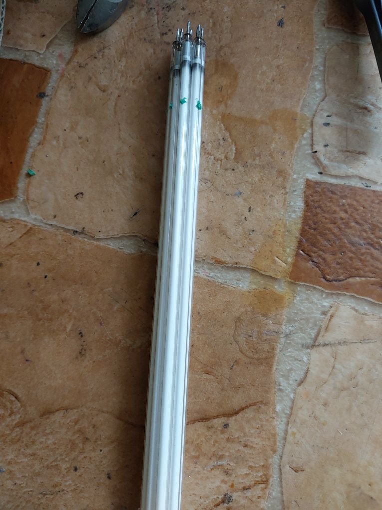 Świetlówki matrycy sharp 32"