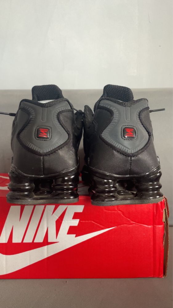 Nike shox czarne 45