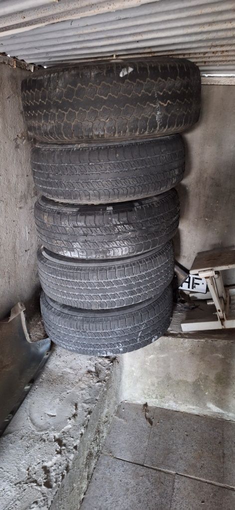 Vendo jantes dum opel frontera a longo