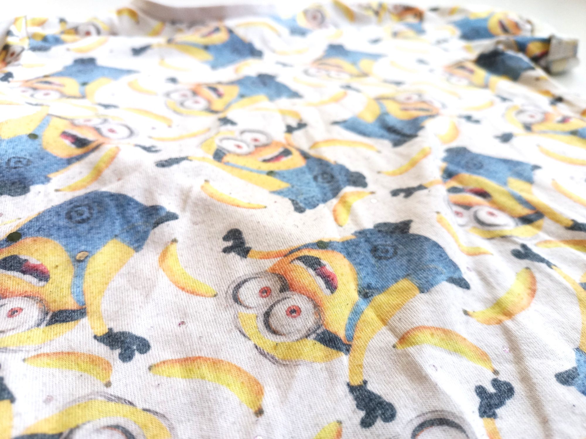 T-shirt Rebel 3-4lata 98-104cm Minionki z brylantami/błyskotkami #1153